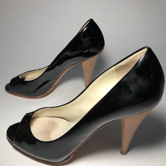 MIU MIU Black Patent Leather Open Toe Wooden Heel - Picture 2 of 6